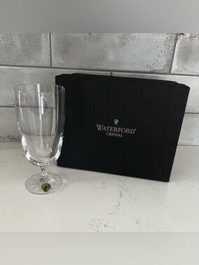 WATERFORD CRYSTAL NWT Clearly Waterford 12 Oz Footed Iced Tea Glasses Set of 2